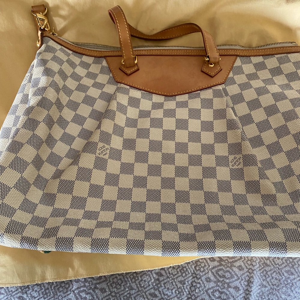 Great Condition! - image 3